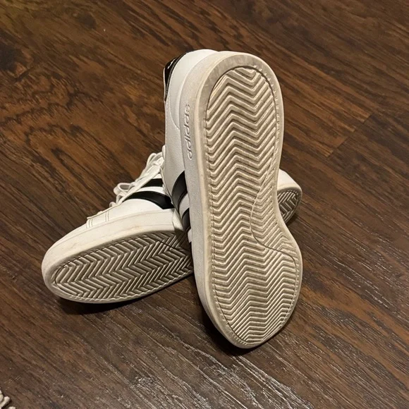 adidas Cream and Black Sneakers - Picture 10 of 11